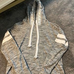 Sweat shirt